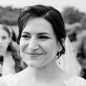 Meet your Posher, Stephania